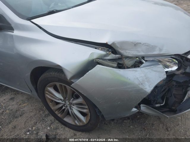 4T1BF1FK5FU956674 Toyota CAMRY SE