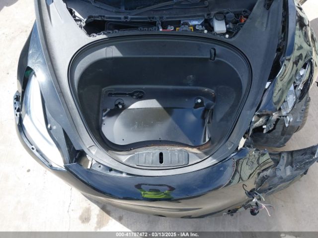5YJ3E1EA2JF152709 Tesla MODEL 3
