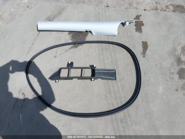 5YJ3E1EA2JF152709 Tesla MODEL 3