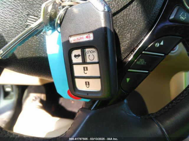 1HGCR3F98GA015118 Honda Accord Touring