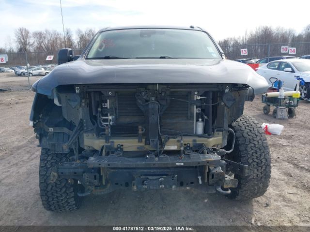 1N6AA1ED1MN516649 Nissan Titan Sv 4x4