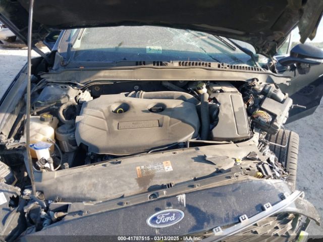 3FA6P0H92GR162527 Ford FUSION SE