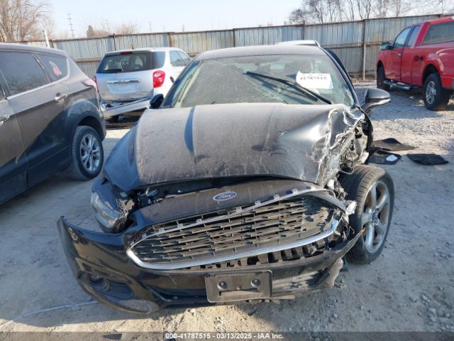 3FA6P0H92GR162527 Ford FUSION SE