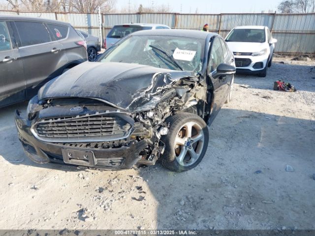 3FA6P0H92GR162527 Ford FUSION SE