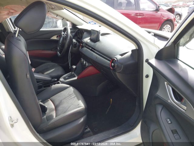JM1DKDC75J0326180 Mazda Cx-3 Touring
