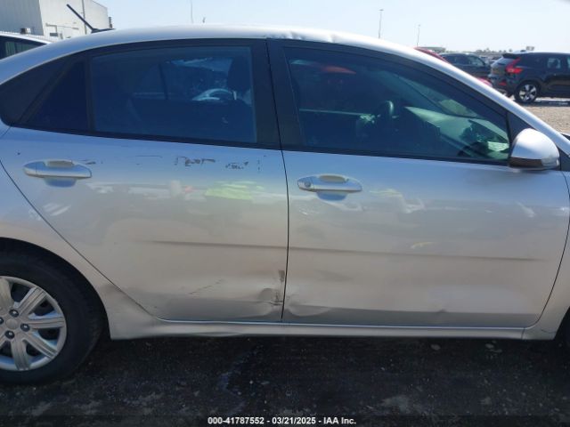 3KPA24AD5ME429655 KIA RIO LX