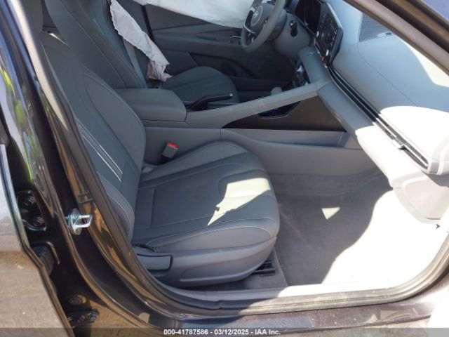 2022 HYUNDAI ELANTRA 5NPLM4AG7NH073347 Photo 4