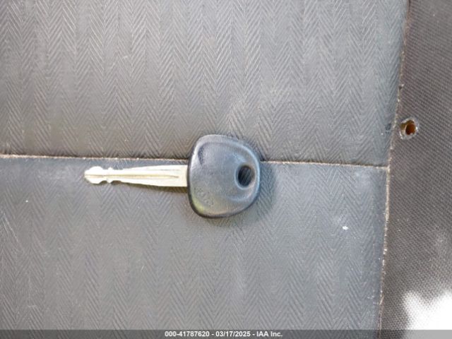 KNAFK4A69E5218556 KIA FORTE LX