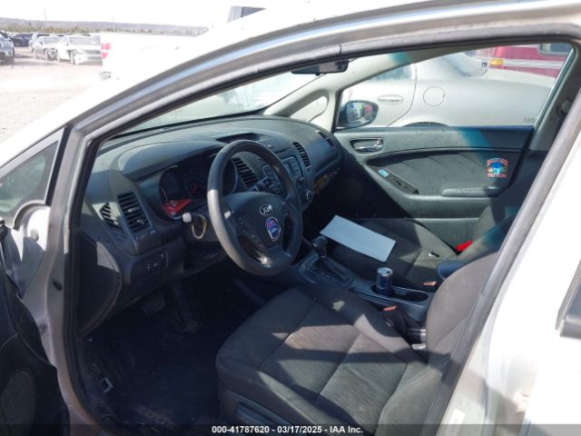 KNAFK4A69E5218556 KIA FORTE LX