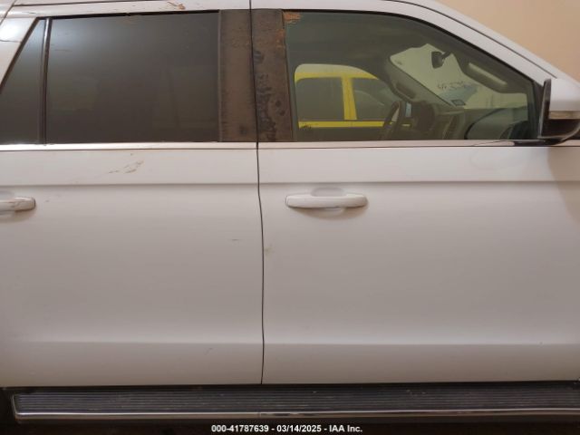 1FMJK1JT9KEA21301 Ford Expedition Max Xlt