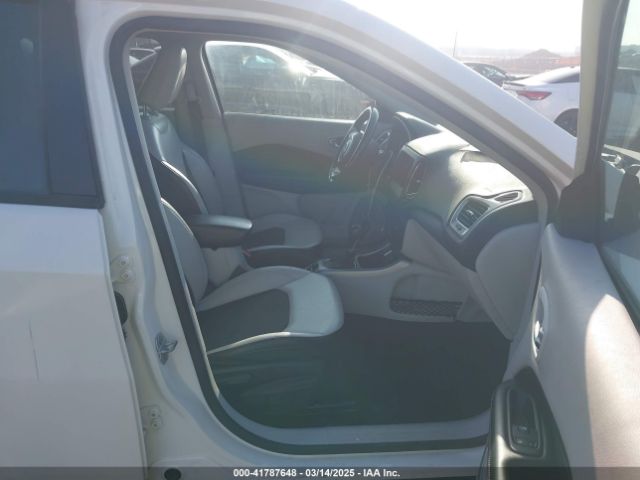 3C4NJCBB1LT154890 Jeep Compass Sun And Wheel Fwd