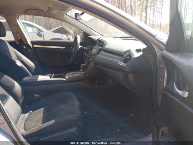 2HGFC2F60KH605404 Honda Civic Lx