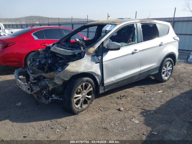 1FMCU0G95HUE01467 Ford ESCAPE SE