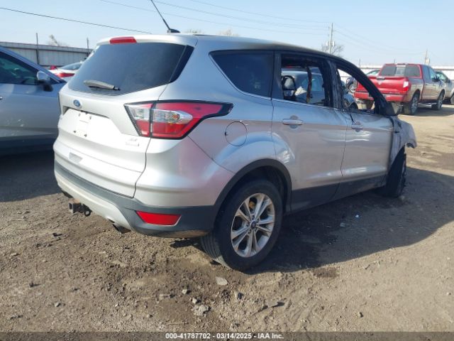 1FMCU0G95HUE01467 Ford ESCAPE SE