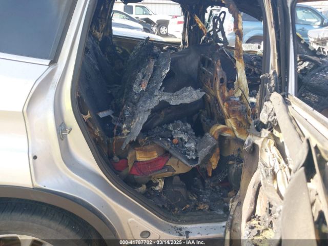 1FMCU0G95HUE01467 Ford ESCAPE SE