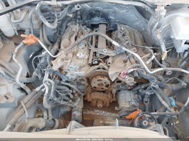 3C6UR5HJ0NG298660 RAM 2500 Tradesman  4x4 8' Box