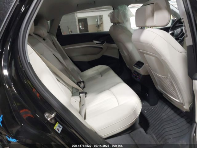 WA11AAGE7MB037141 Audi E-tron Sportback Premium Quattro