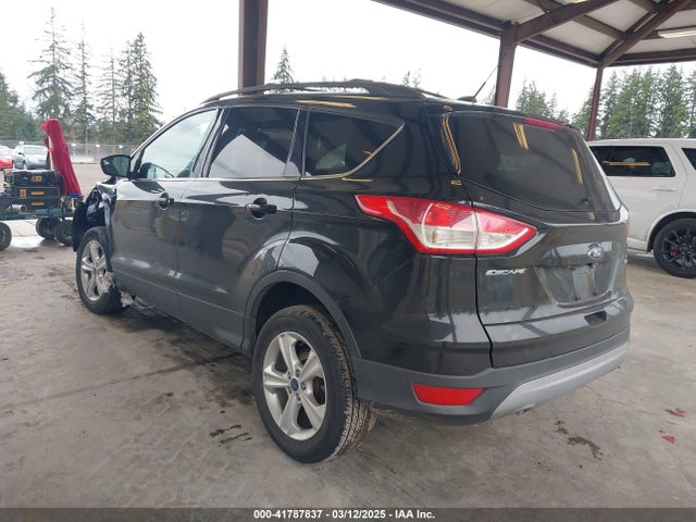 1FMCU9GX8FUB23311 Ford ESCAPE SE