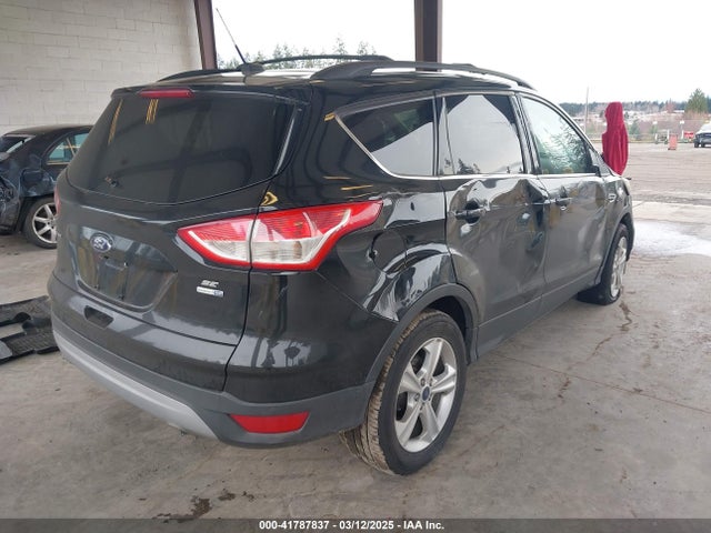 1FMCU9GX8FUB23311 Ford ESCAPE SE