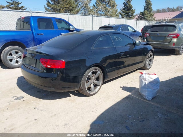 WAULFAFR6EA067322 Audi A5 2.0t Premium