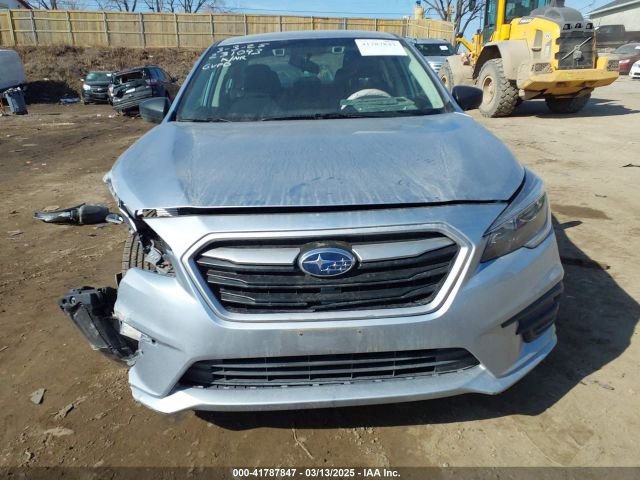 4S3BNAB68K3010844 Subaru Legacy 2.5i