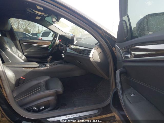 WBAJA7C54KWW17612 BMW 530i Xdrive