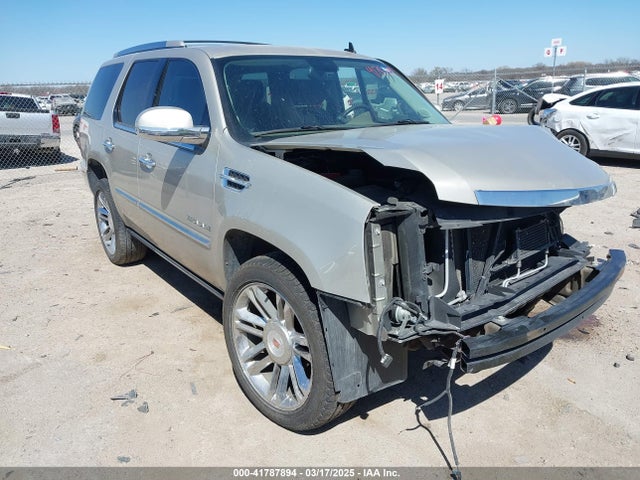 2013 CADILLAC ESCALADE 1GYS4DEF9DR130257 Photo 0
