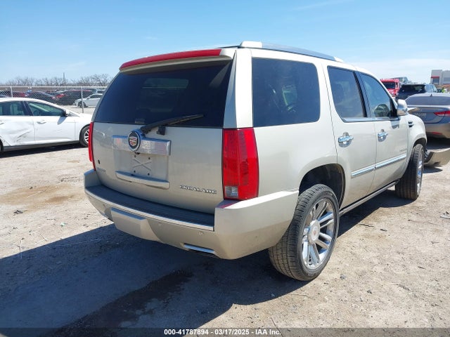 2013 CADILLAC ESCALADE 1GYS4DEF9DR130257 Photo 3