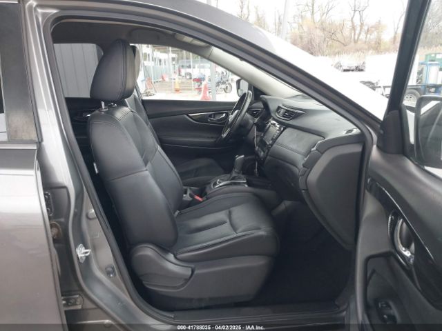 JN8AT2MV1HW263107 Nissan Rogue Sl