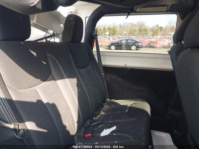 1C4AJWBG0HL577748 Jeep Wrangler Sahara 4x4