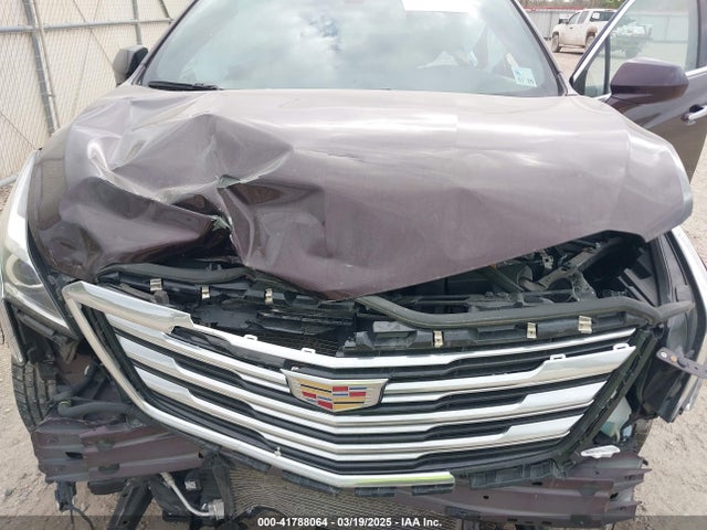 2017 CADILLAC XT5 1GYKNARS4HZ227715 Photo 9