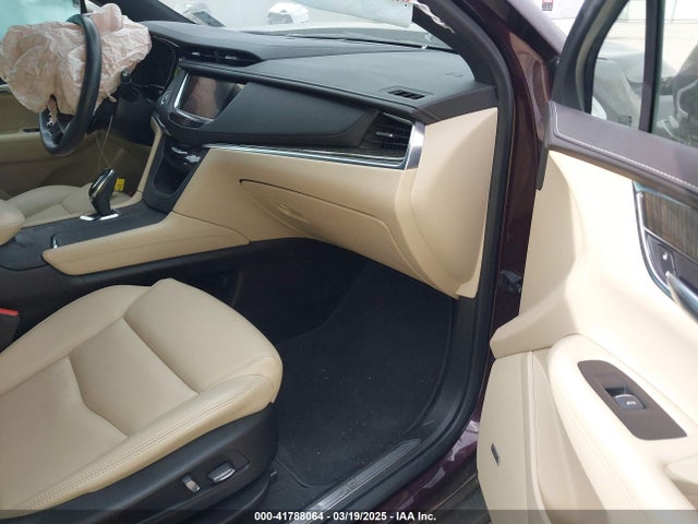 2017 CADILLAC XT5 1GYKNARS4HZ227715 Photo 4