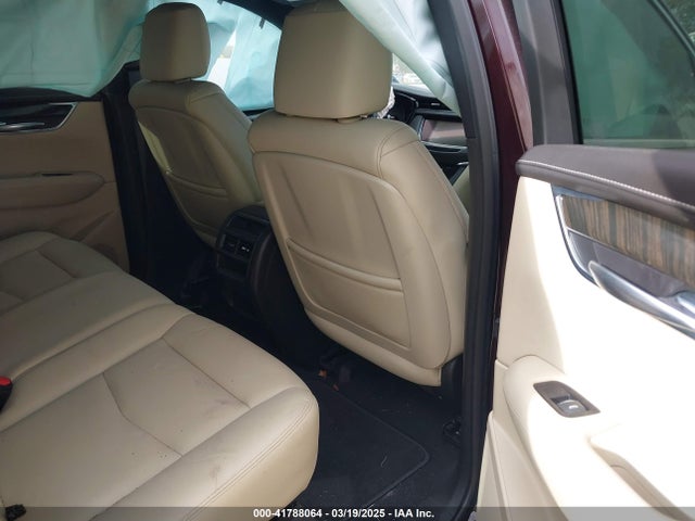 2017 CADILLAC XT5 1GYKNARS4HZ227715 Photo 7