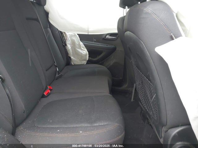 3GNCJKSB5HL159624 Chevrolet TRAX LS