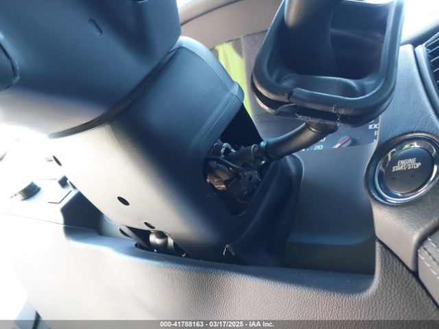 1GKS1CKJ0JR235352 GMC YUKON DENALI