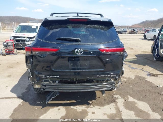 5TDFZRBH2LS034921 Toyota Highlander Platinum