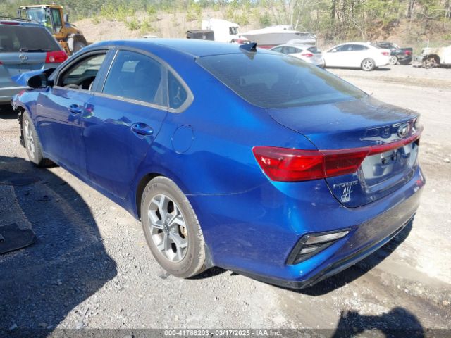 3KPF24AD4ME320271 KIA Forte Lxs