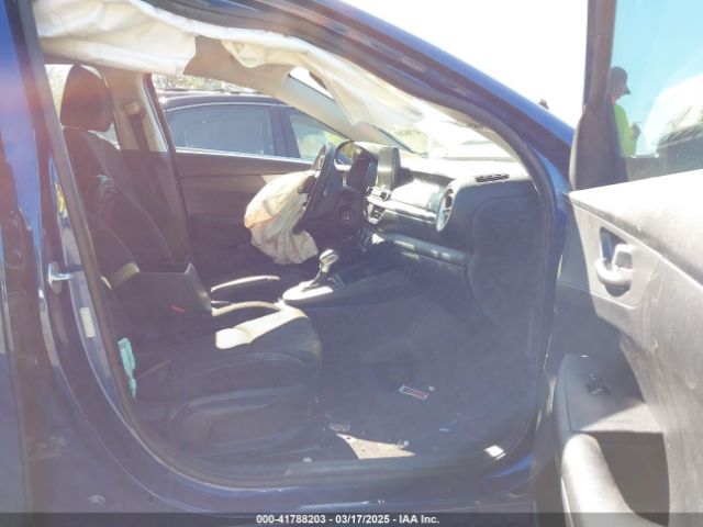 3KPF24AD4ME320271 KIA Forte Lxs