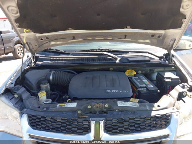2C4RDGBG9GR276627 Dodge Grand Caravan Se