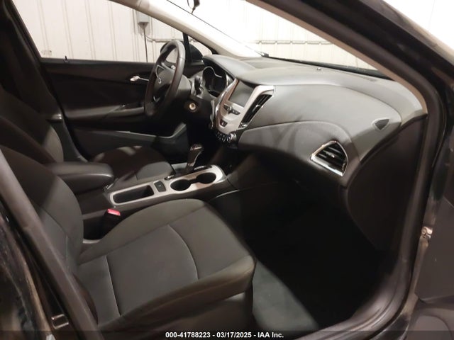 Chevrolet Cruze Ls Auto 2017 1G1BC5SM4H7243786 Image 5