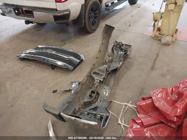 3GCUKSEC5JG596830 Chevrolet Silverado 1500 1lz