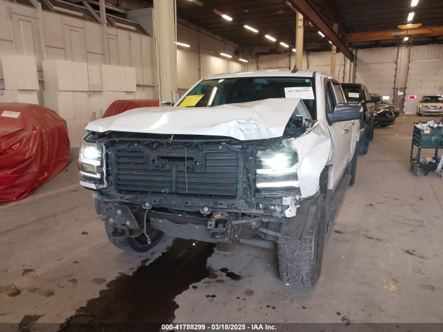3GCUKSEC5JG596830 Chevrolet Silverado 1500 1lz