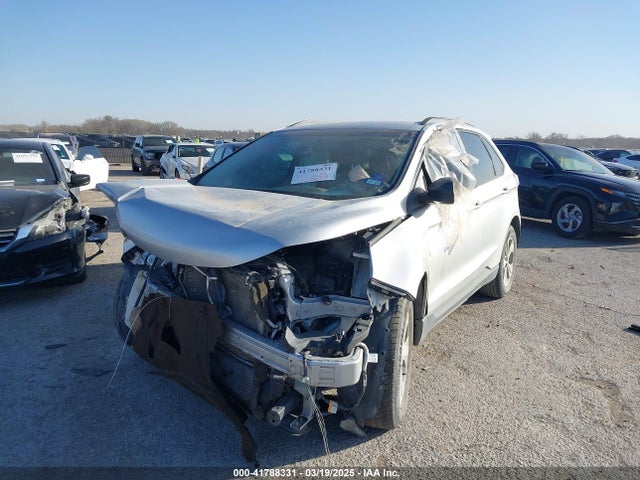 Ford EDGE SE 2018 2FMPK3G93JBC47054 Image 2