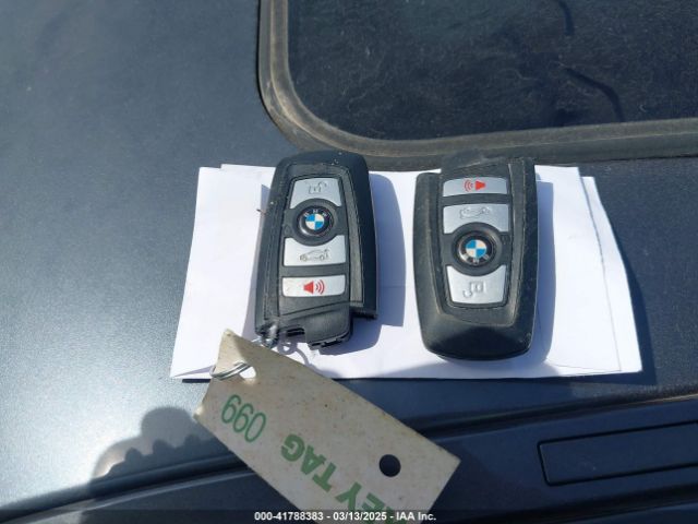 WBA8A9C34HK864072 BMW 320i