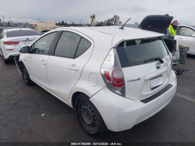 JTDKDTB34E1563091 Toyota Prius C One