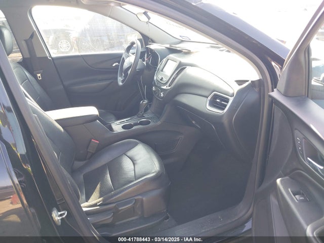 3GNAXJEV1JL289279 Chevrolet EQUINOX LT
