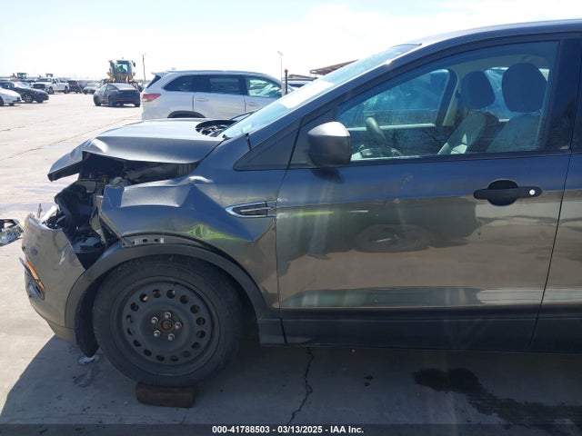 1FMCU0F7XHUB60103 Ford ESCAPE S