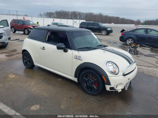 2011 MINI COOPER WMWSU3C52BT092653 Photo 0