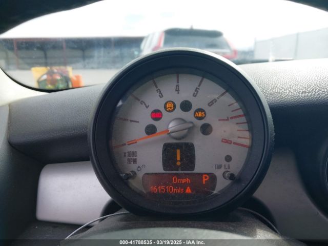 2011 MINI COOPER WMWSU3C52BT092653 Photo 6