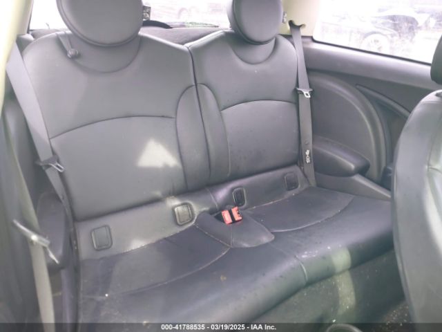 2011 MINI COOPER WMWSU3C52BT092653 Photo 7